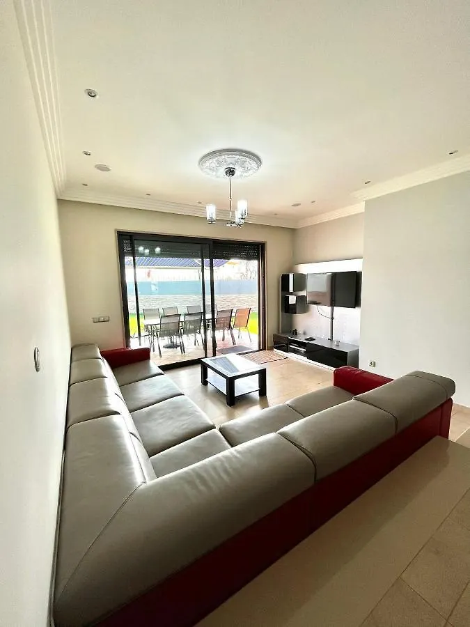 Funtastic Villa With Pool Albufeira